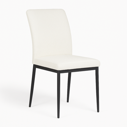 Renzo – Esszimmerstuhl mit Bouclé-Bezug und schwarzen Metallbeinen